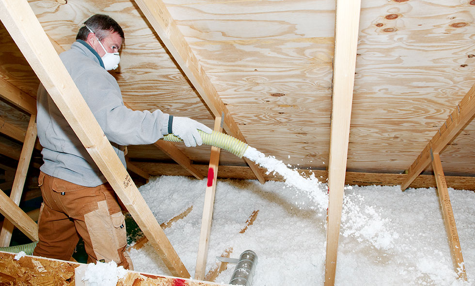 efterisolering af loft indblæsning af isolering